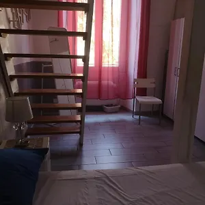 https://casa-vacanze-manzoni.it-romehotels.com